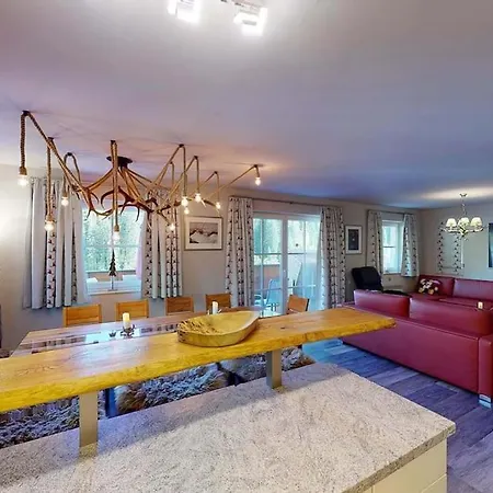 In Out Neu Und Gehoben Jokercard Inklusive * Σάαλμπαχ-Χίντεργκλεμ